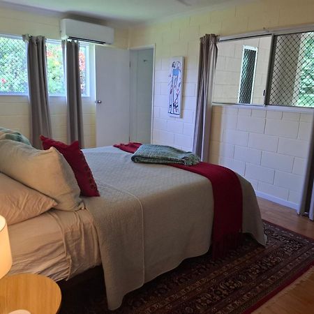 J & Ella'S Holiday House - 2 Bedroom, 2 Bathroom Home Куктаун Екстер'єр фото